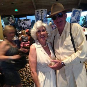 Meet your Posher, Claudia